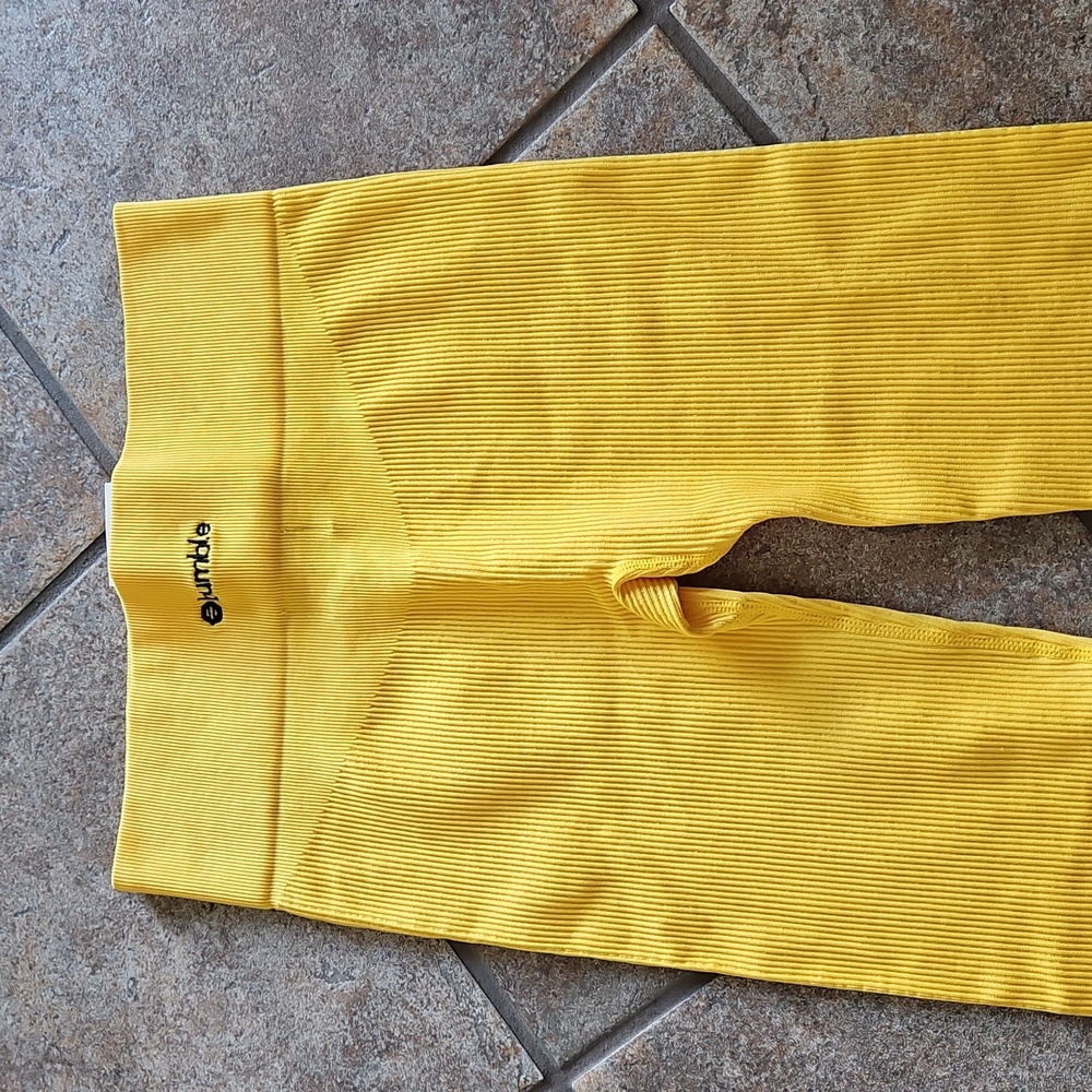 Bumble Ribbed Leggings Size L - Picture 3 of 6